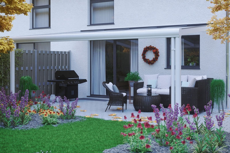 Skanholz_Terrassenueberdachung_Genua_weiss_541-cm0VbeISIZhWeQb Abgebildete Gartenmöbel und Dekoration nicht im Lieferumfang enthalten.