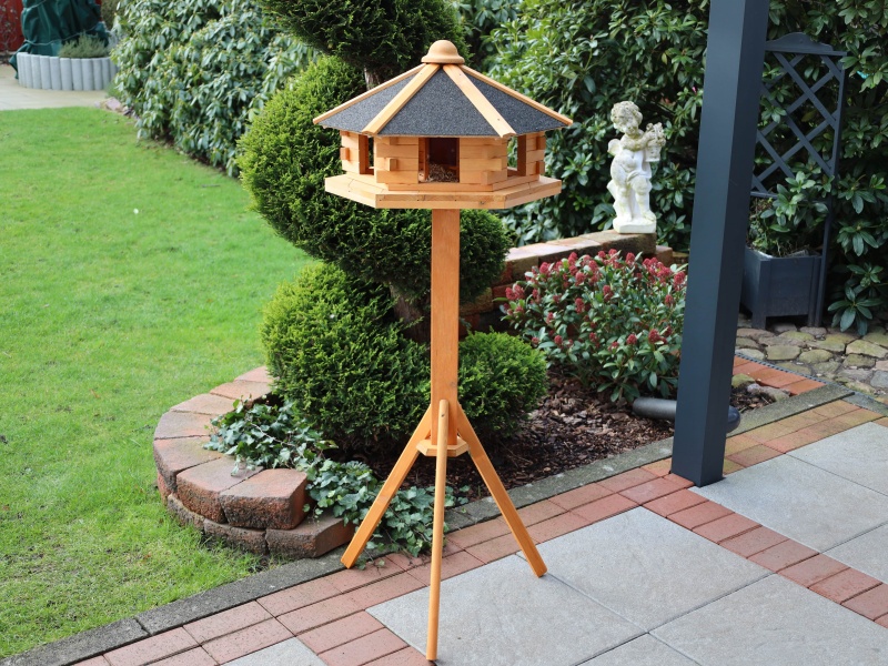 Promadino Vogelhaus Fehmarn mit Fußkreuzständer, honigbraun